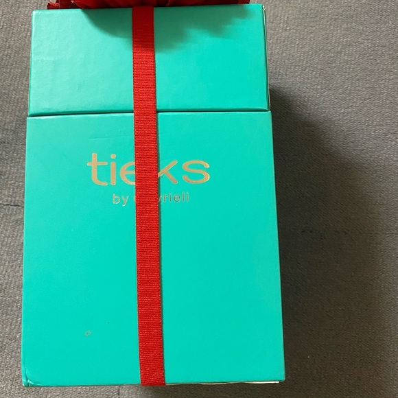 Tieks Matte Black Flats Size 7 NWT - Picture 9 of 11